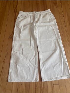 Edikted White Jeans
